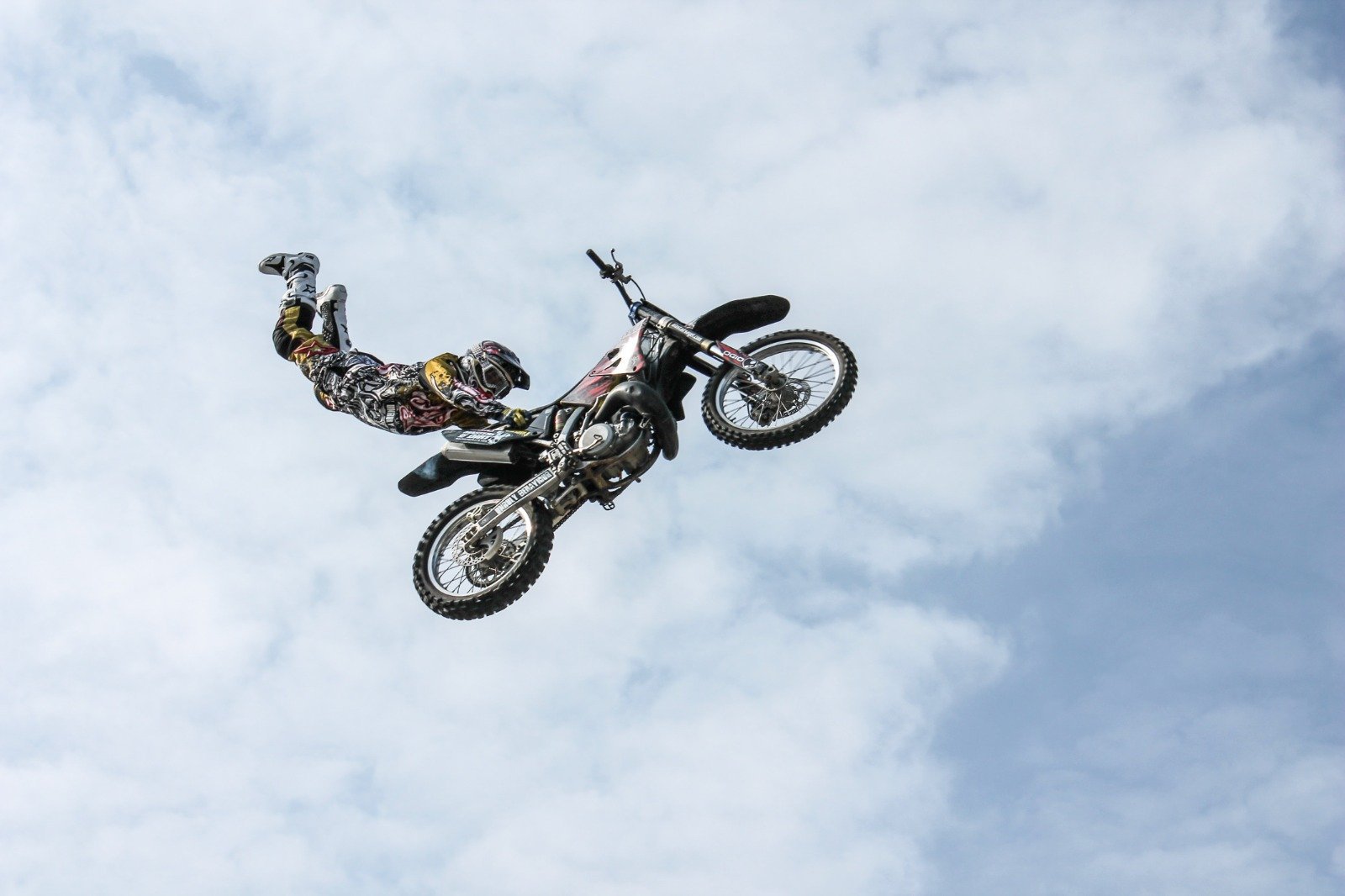 The Top 5 Best Movie Bike Stunts - Quad Warehouse